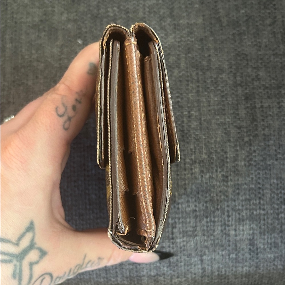 Louis Vuitton Classic Brown Monogram Wallet - Picture 3 of 12